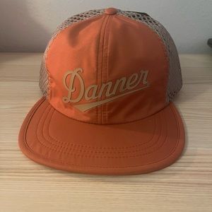 Men’s Danner hat